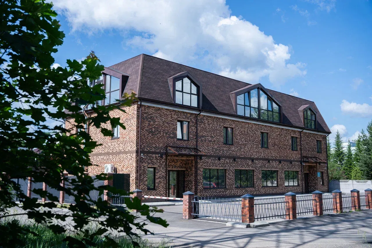 Анонимное лечение алкоголизма и вывод из запоя в клинике "Профмед" в Горно-Алтайске. Круглосуточный стационар